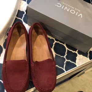 👞SOLD👞Vionic Debbie Chill in wine size 7